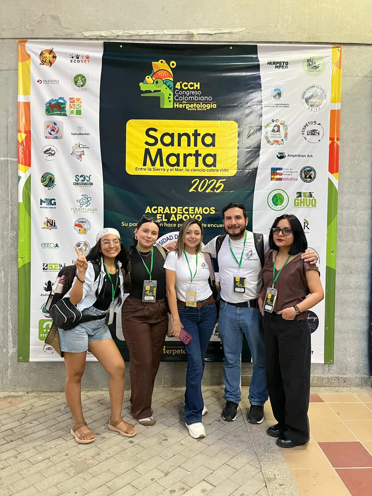 Integrantes de Econetsos en el Congreso Colombiano de Herpetología de 2025